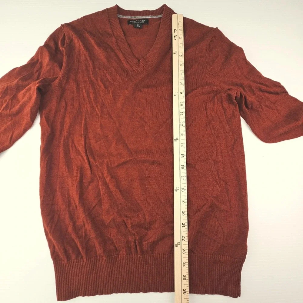 Banana Republic Extra Fine Merino Wool V-Neck Sweater Rust Orange Mens M